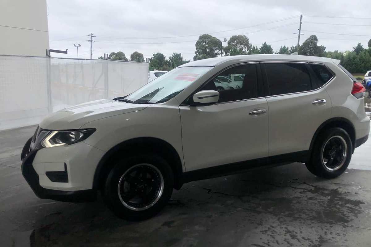 2017 Nissan X-TRAIL ST T32