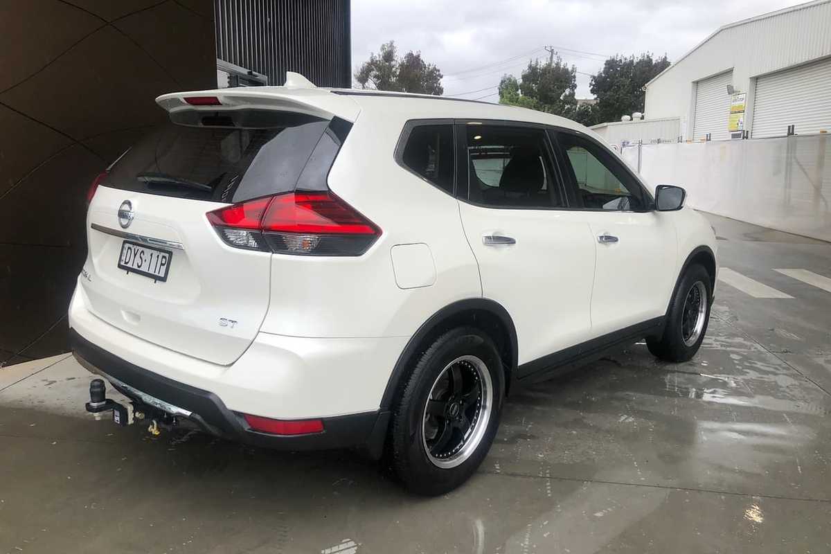 2017 Nissan X-TRAIL ST T32