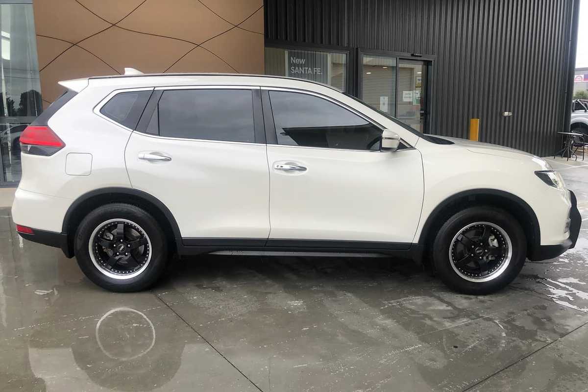 2017 Nissan X-TRAIL ST T32