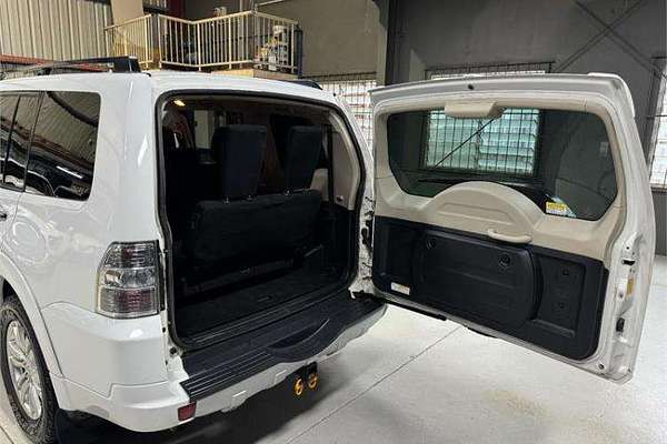 2018 Mitsubishi Pajero GLX NX