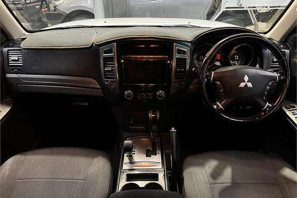 2018 Mitsubishi Pajero GLX NX