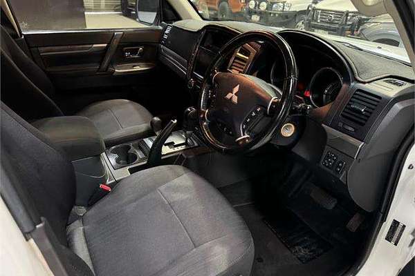 2018 Mitsubishi Pajero GLX NX
