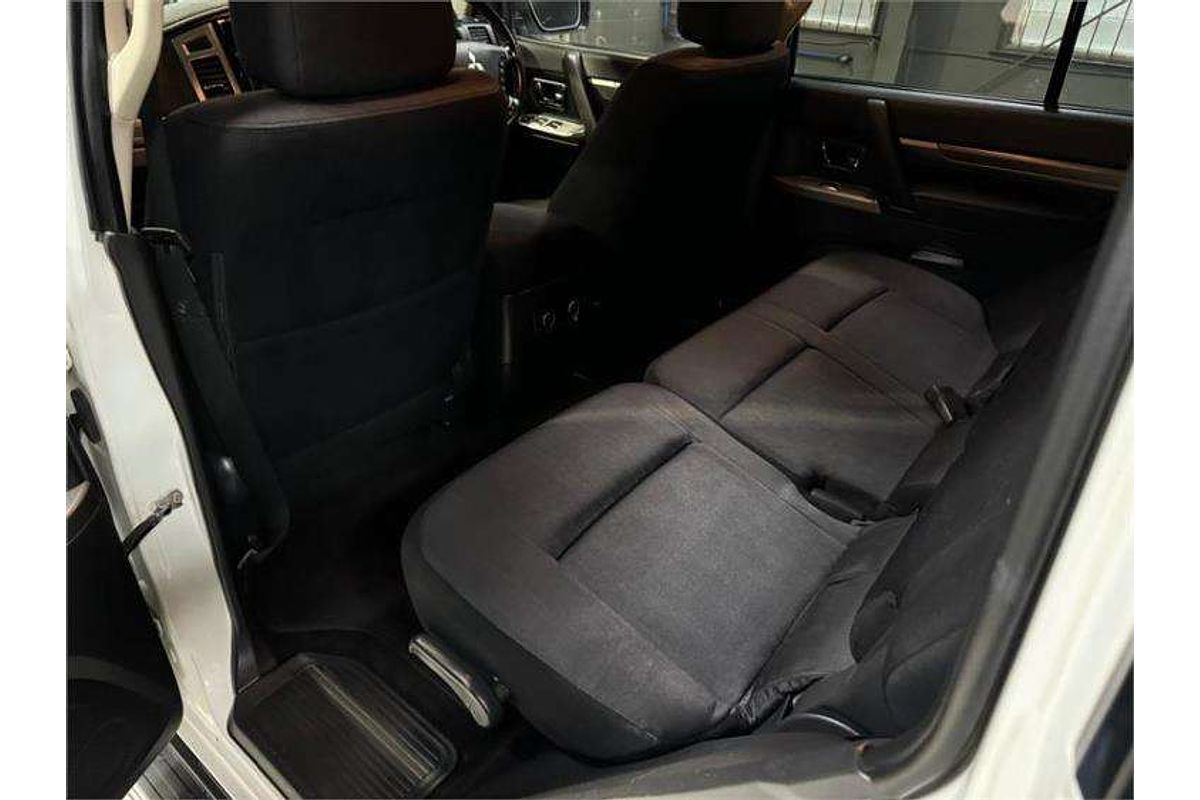 2018 Mitsubishi Pajero GLX NX