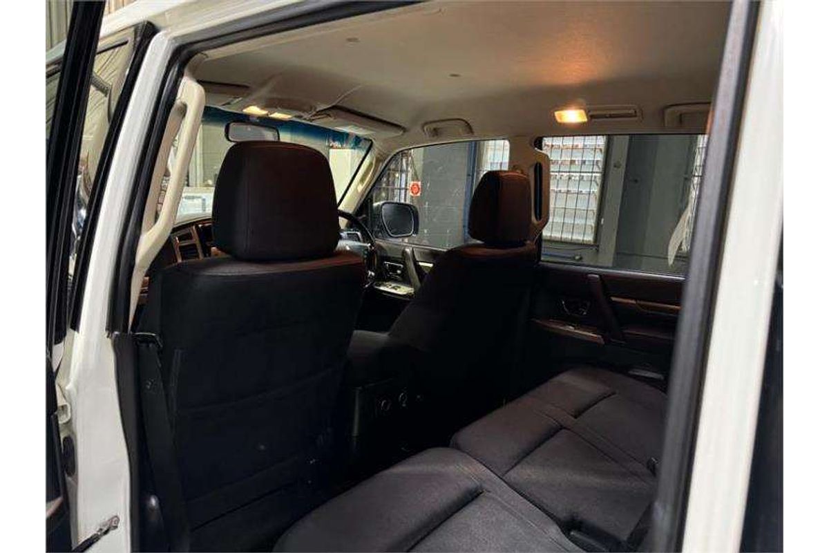 2018 Mitsubishi Pajero GLX NX