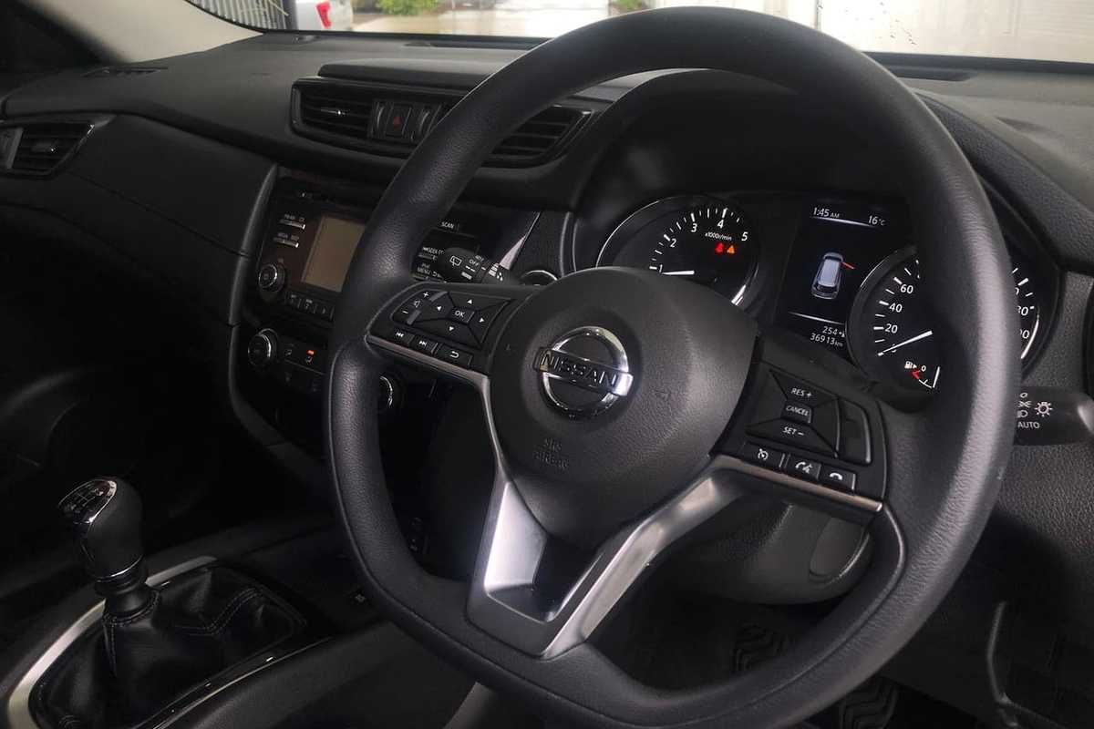 2017 Nissan X-TRAIL ST T32