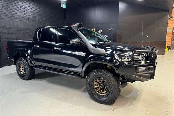 2020 Toyota Hilux SR5 GUN126R 4X4