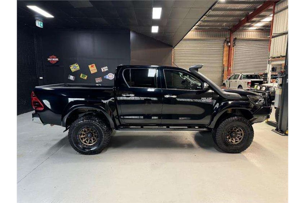 2020 Toyota Hilux SR5 GUN126R 4X4