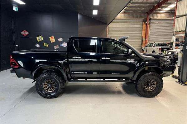 2020 Toyota Hilux SR5 GUN126R 4X4