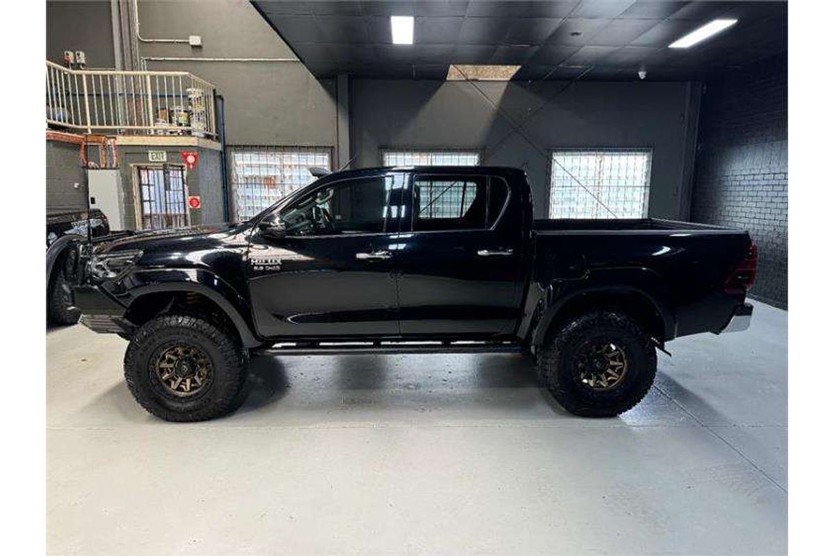 2020 Toyota Hilux SR5 GUN126R 4X4