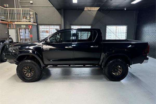 2020 Toyota Hilux SR5 GUN126R 4X4