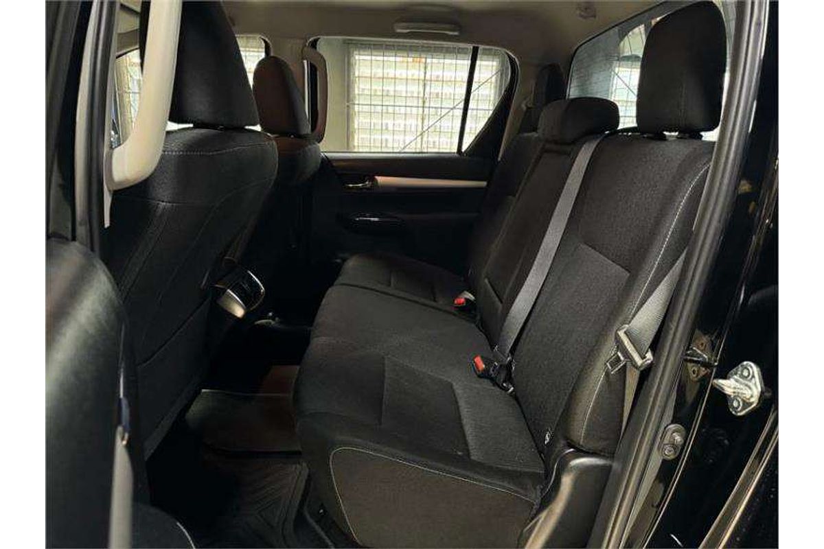 2020 Toyota Hilux SR5 GUN126R 4X4