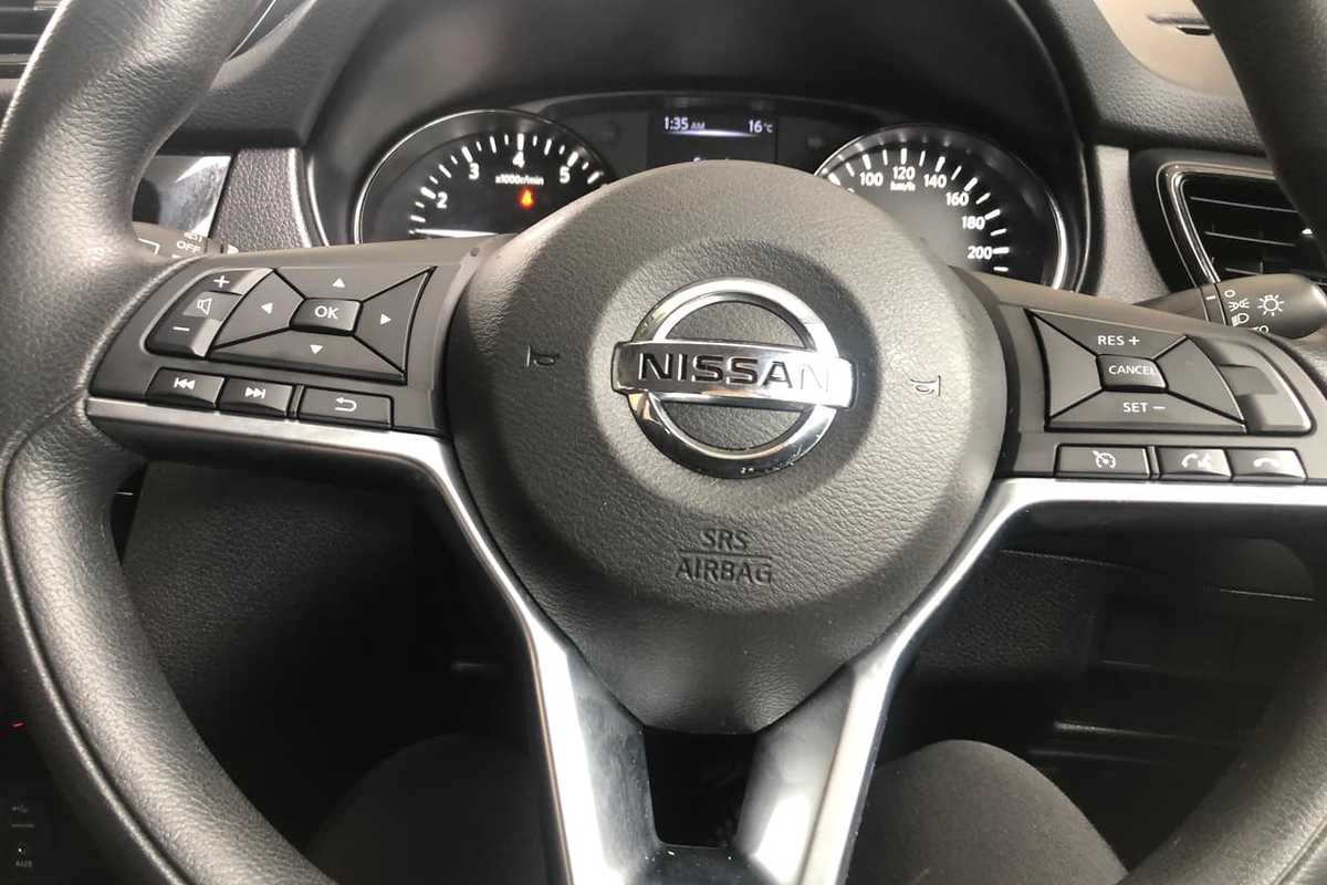 2017 Nissan X-TRAIL ST T32
