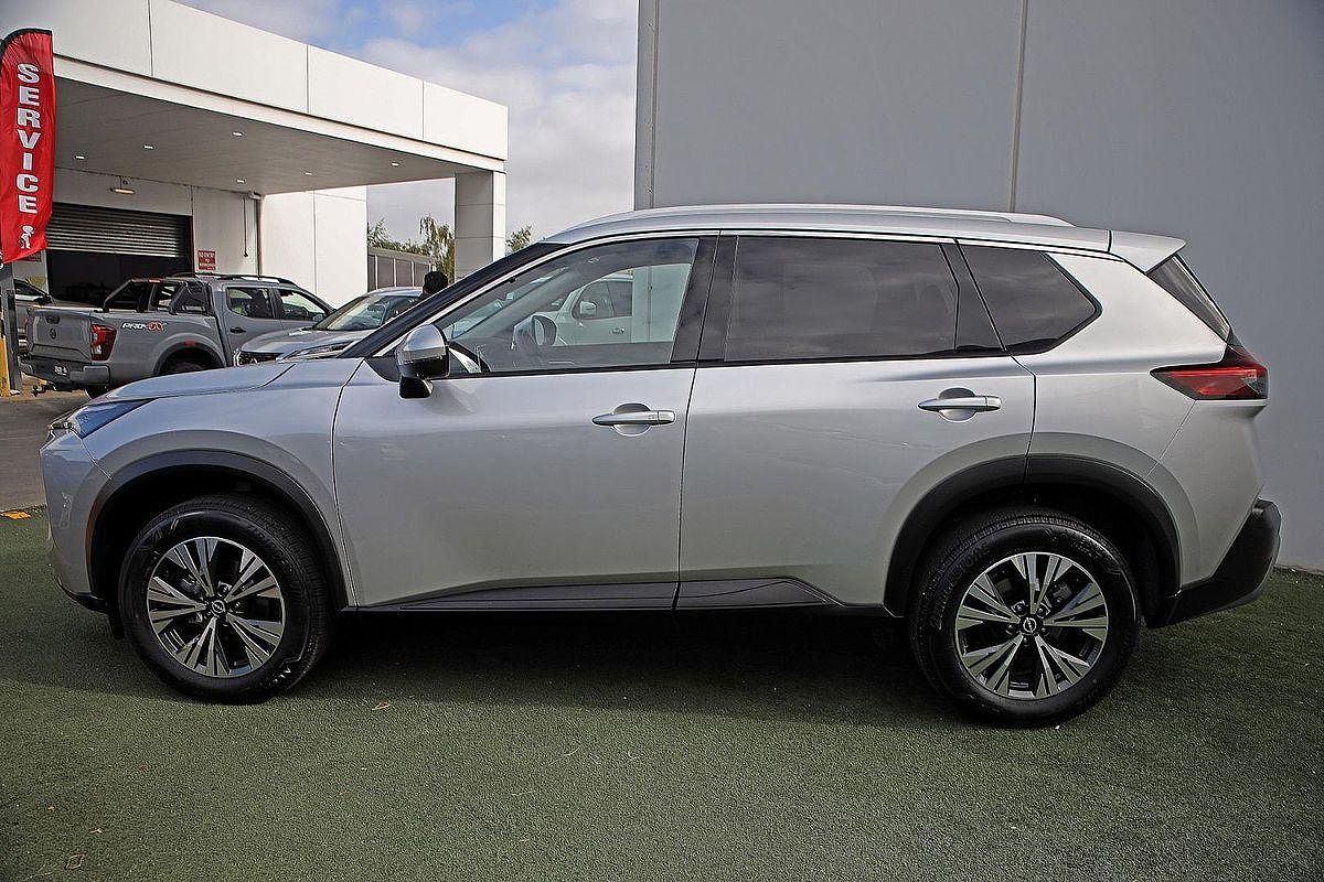 2024 Nissan X-TRAIL ST-L T33