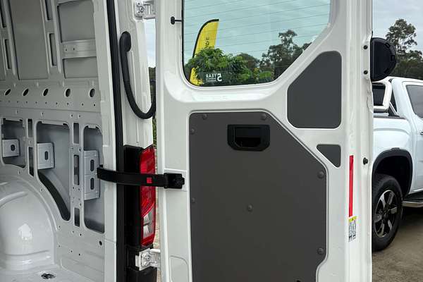 2024 Volkswagen Crafter 50 TDI410 SY1