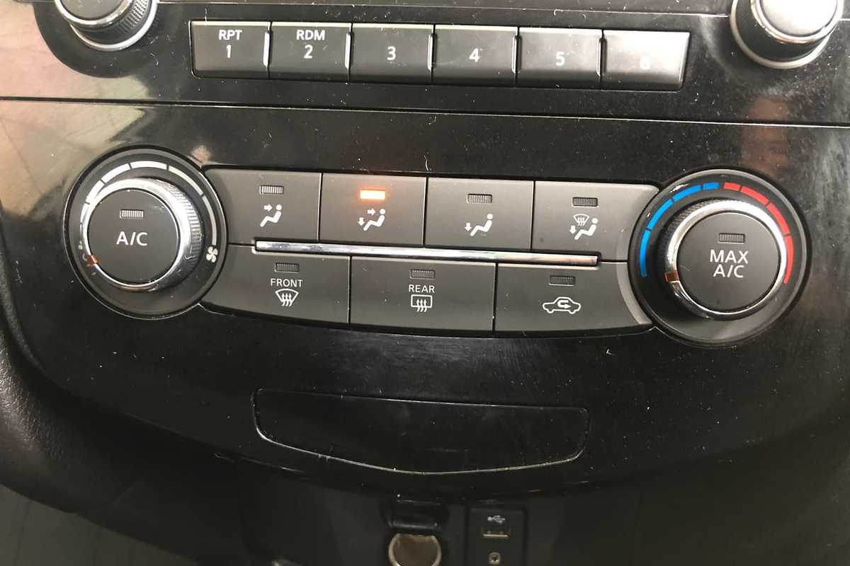 2017 Nissan X-TRAIL ST T32