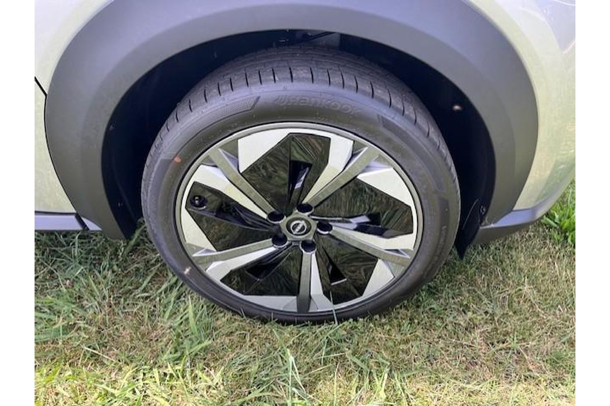 2024 Nissan JUKE ST-L F16