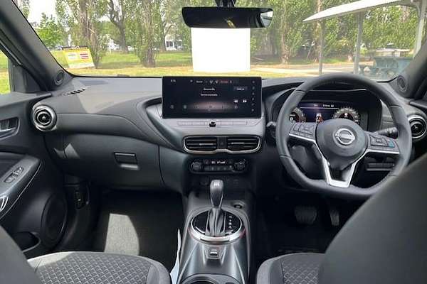 2024 Nissan JUKE ST-L F16