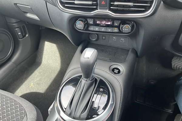 2024 Nissan JUKE ST-L F16