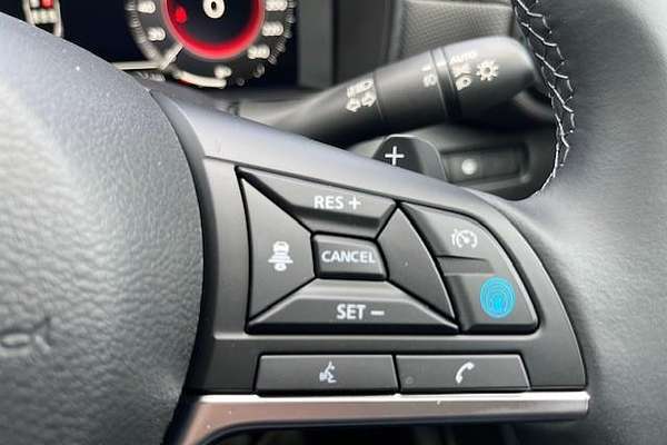 2024 Nissan JUKE ST-L F16