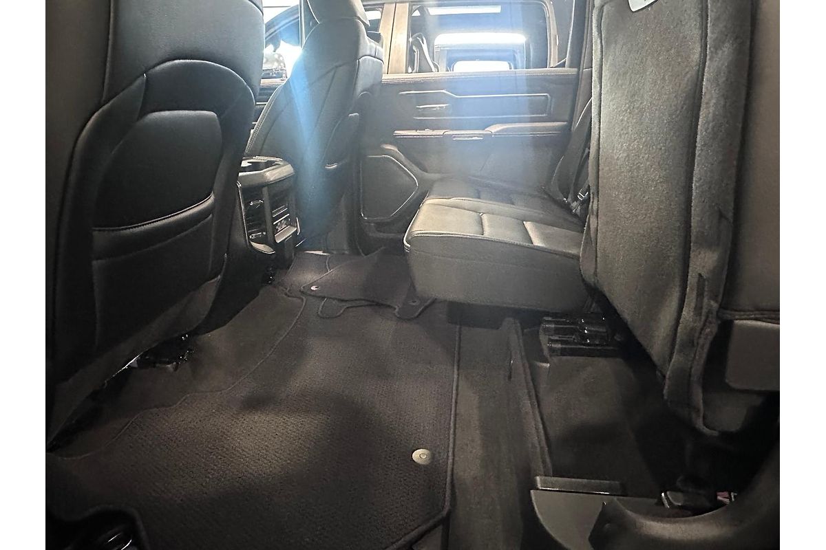 2024 RAM 1500 Laramie Sport RamBox DT 4X4 SWB