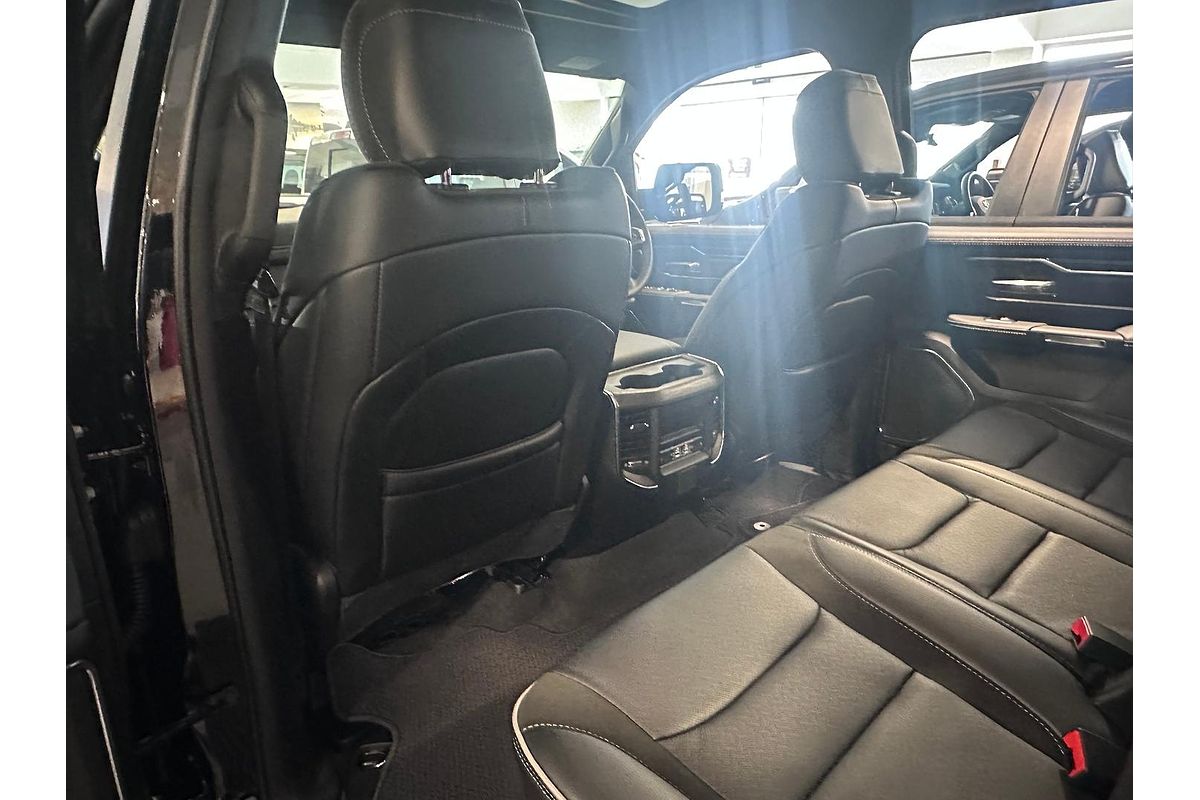 2024 RAM 1500 Laramie DT 4X4 SWB
