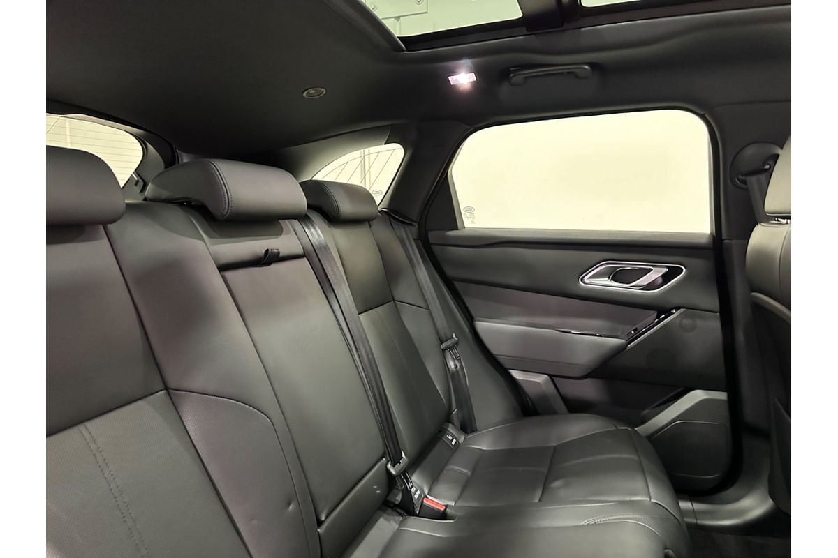 2024 Land Rover Range Rover Velar P250 Dynamic SE L560