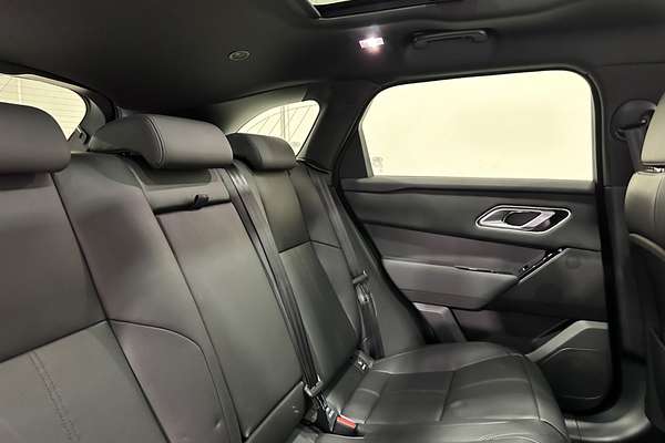 2024 Land Rover Range Rover Velar P250 Dynamic SE L560