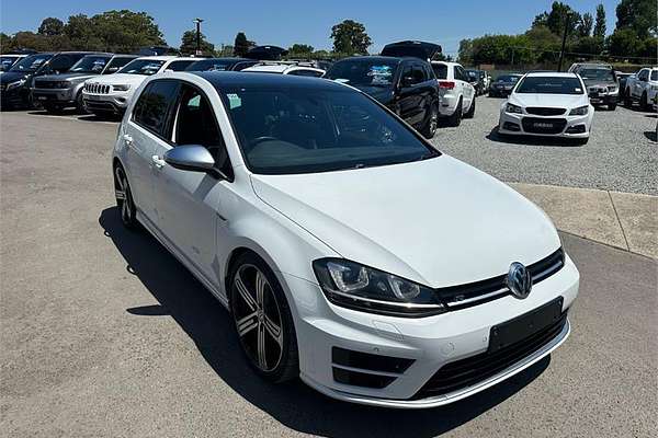 2015 Volkswagen Golf R 7
