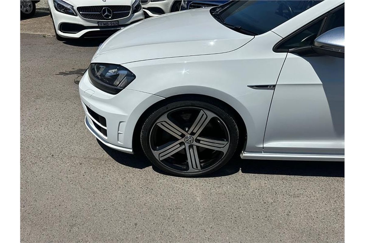 2015 Volkswagen Golf R 7