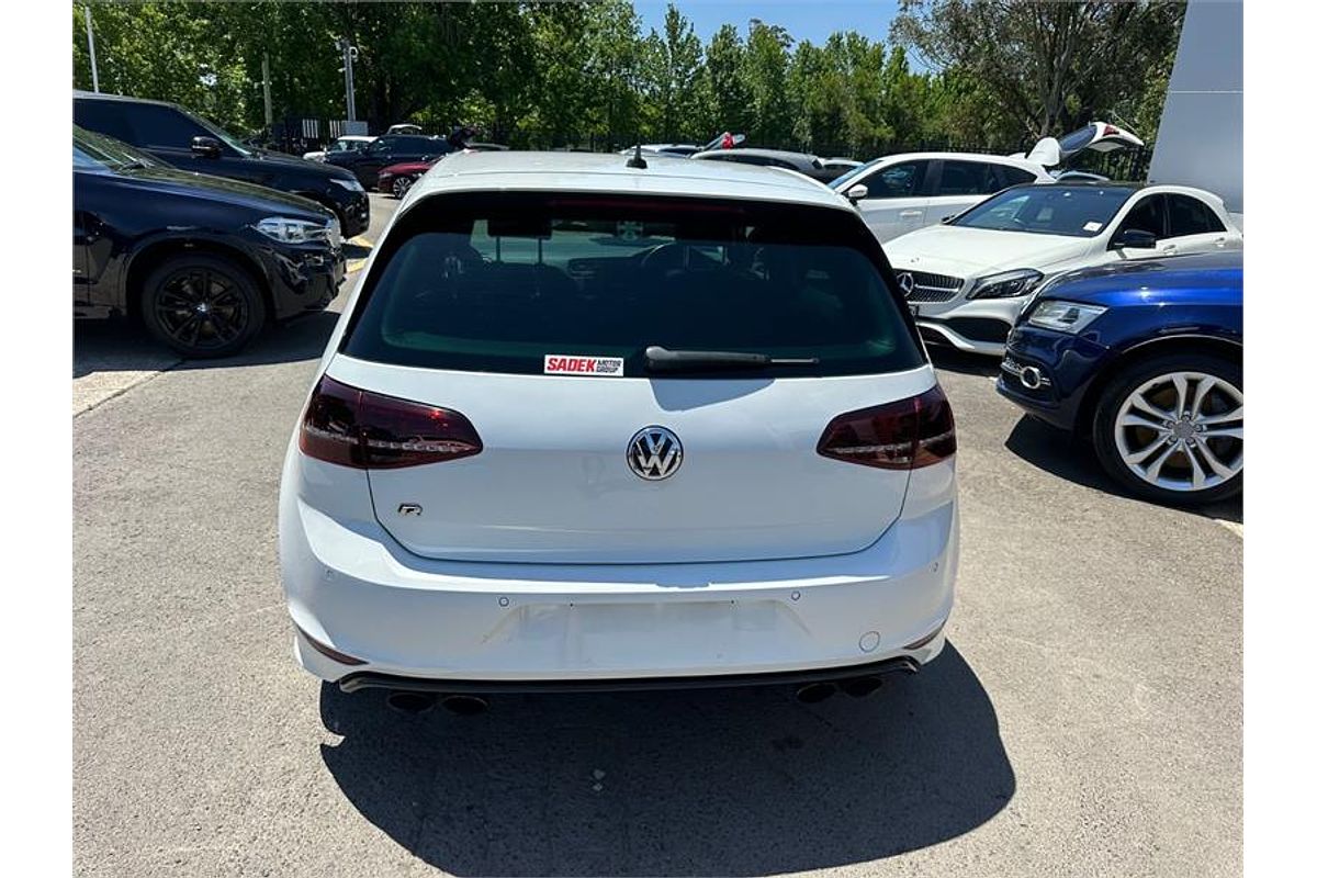 2015 Volkswagen Golf R 7