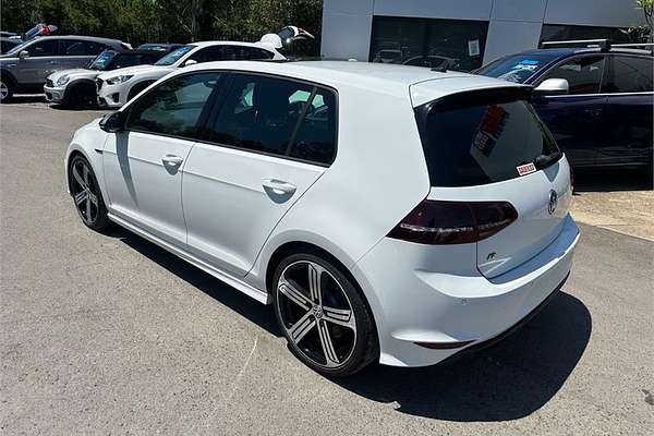 2015 Volkswagen Golf R 7