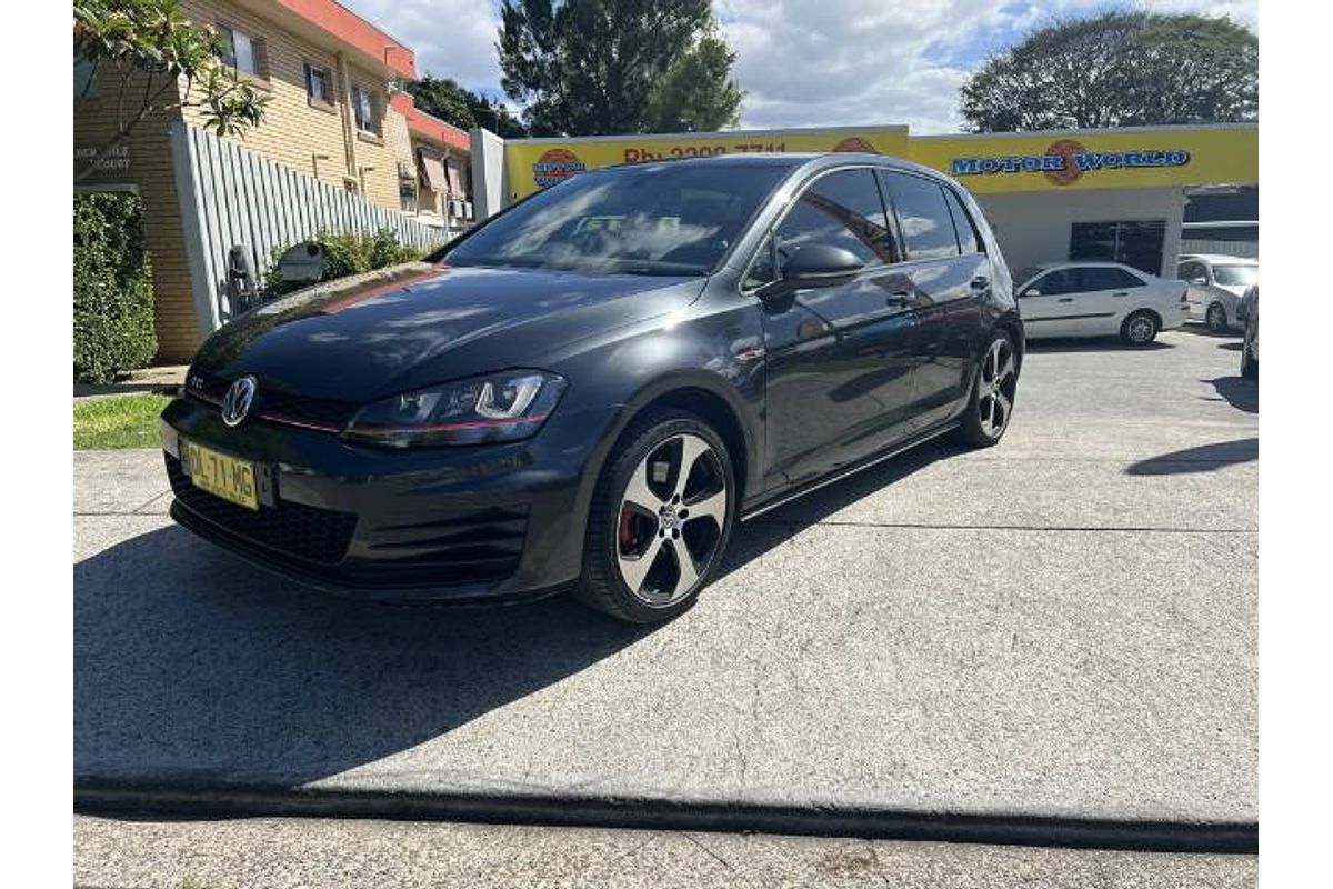2015 Volkswagen Golf GTI 7