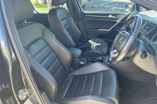 2015 Volkswagen Golf GTI 7