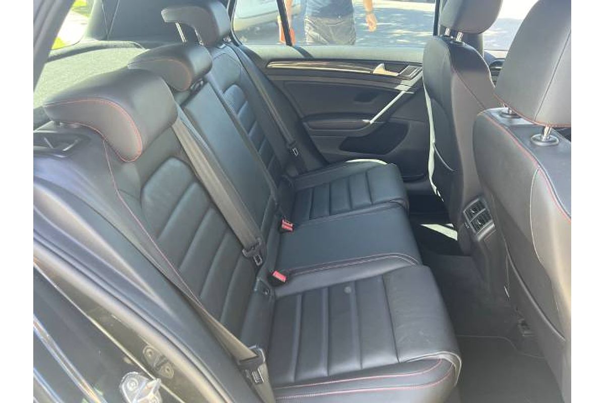 2015 Volkswagen Golf GTI 7