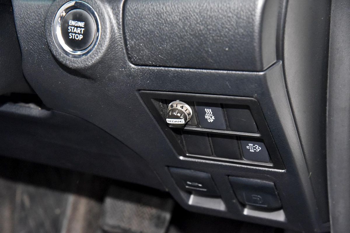 2018 Toyota Hilux SR5 GUN126R 4X4