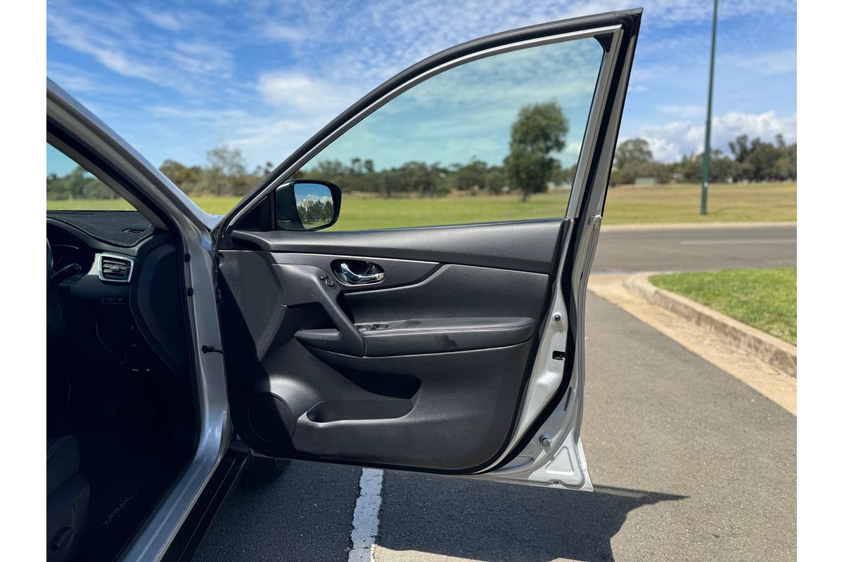 2017 Nissan X-TRAIL ST-L T32