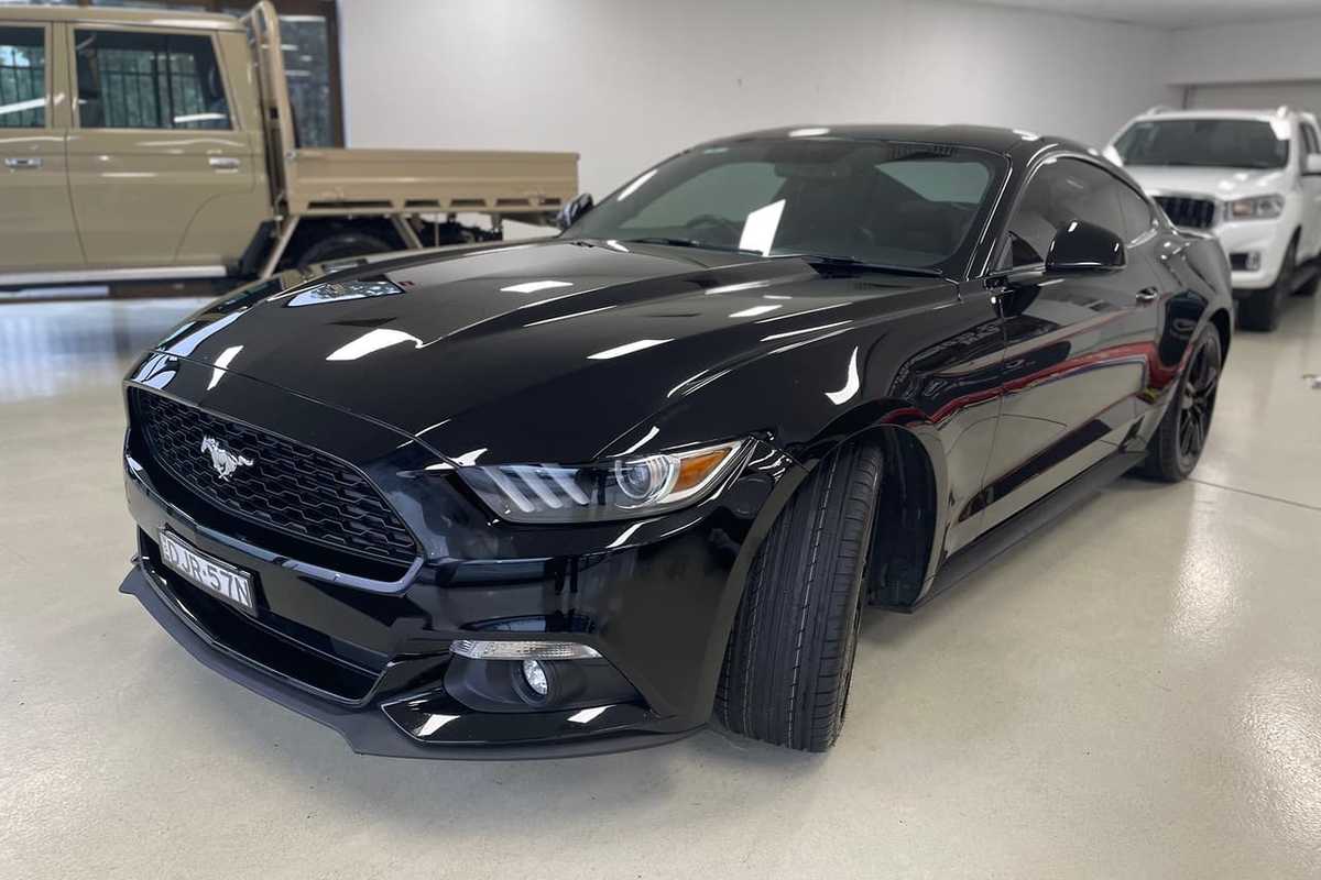 2016 Ford MUSTANG FM