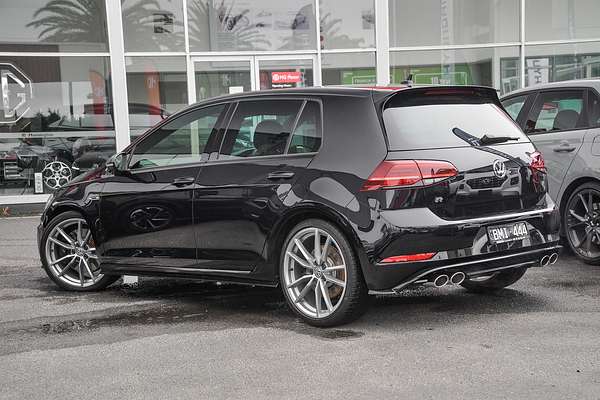 2017 Volkswagen Golf R Wolfsburg Edition 7.5