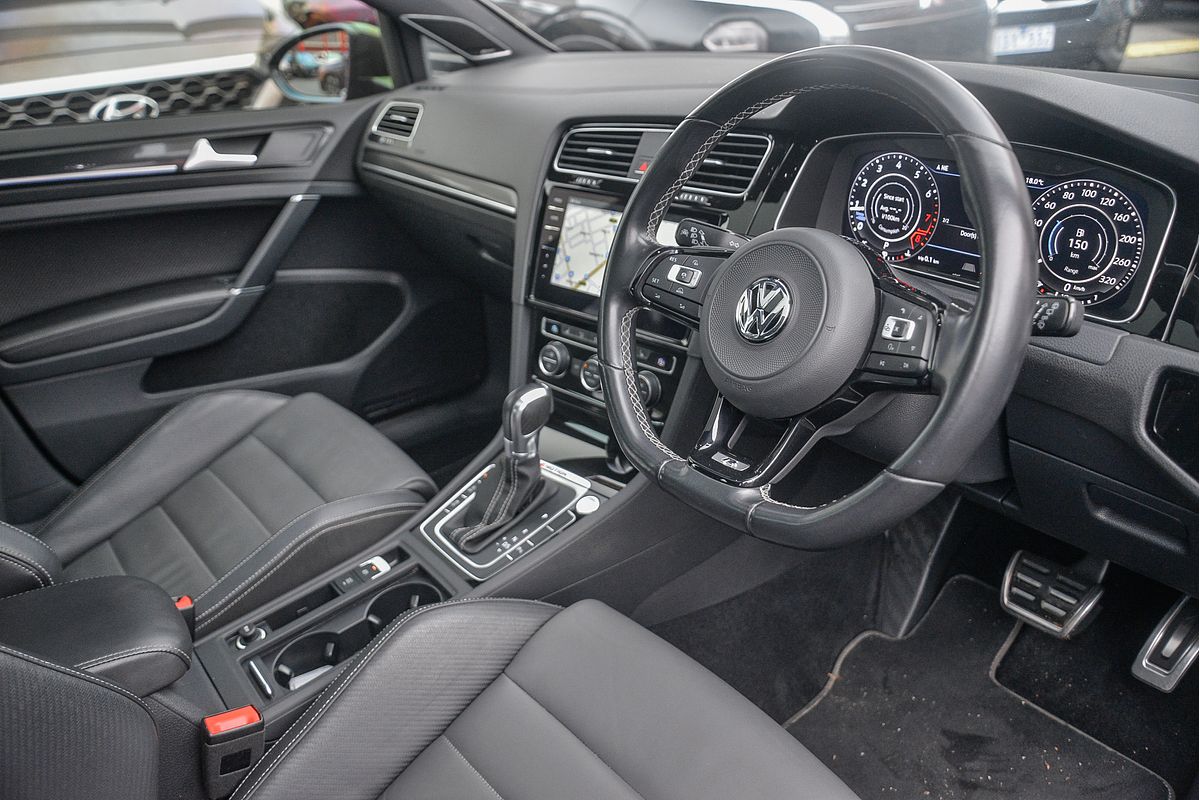 2017 Volkswagen Golf R Wolfsburg Edition 7.5