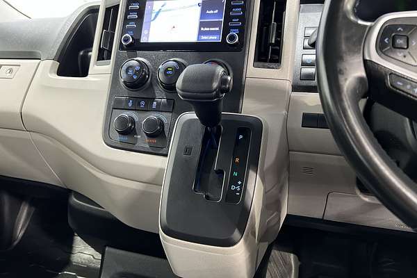 2019 Toyota Hiace Commuter GDH322R