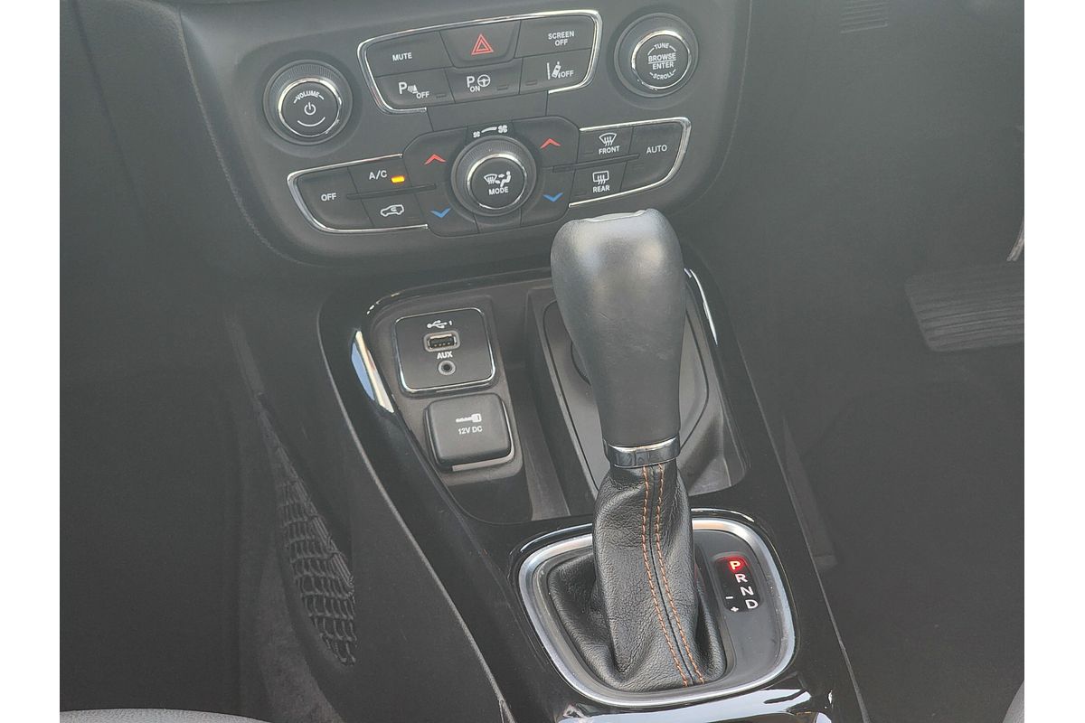 2020 Jeep Compass Limited M6