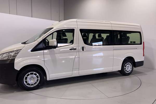 2023 Toyota Hiace Commuter GDH322R