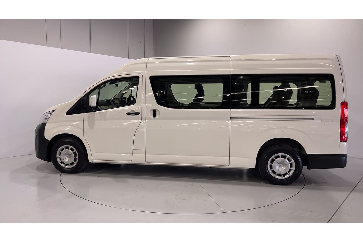 2023 Toyota Hiace Commuter GDH322R