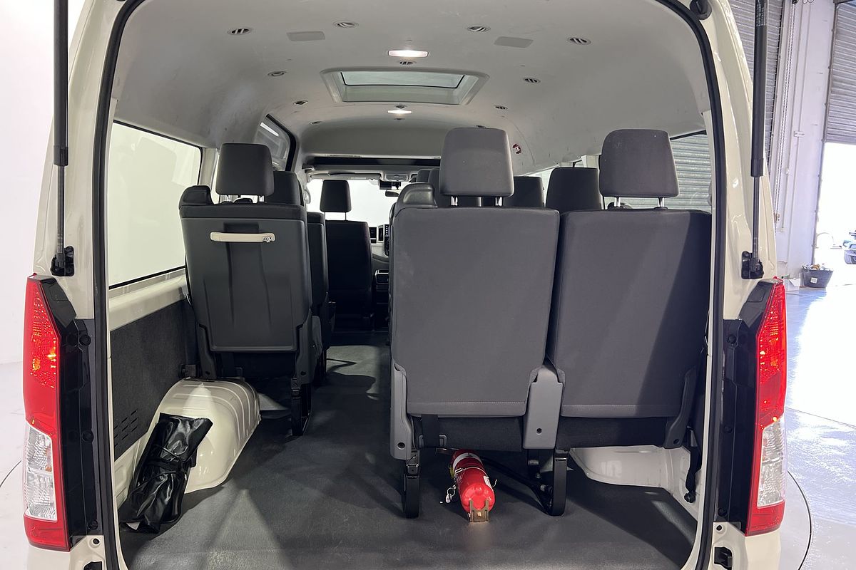 2023 Toyota Hiace Commuter GDH322R