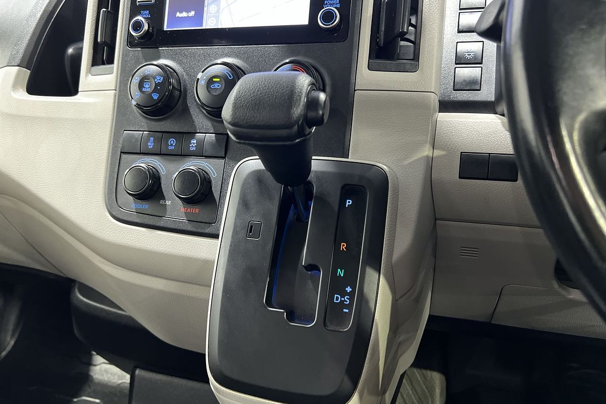 2019 Toyota Hiace Commuter GDH322R