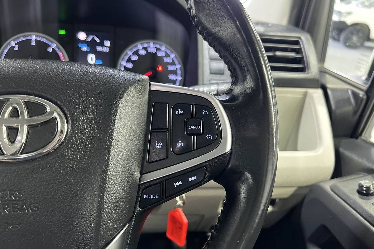 2019 Toyota Hiace Commuter GDH322R