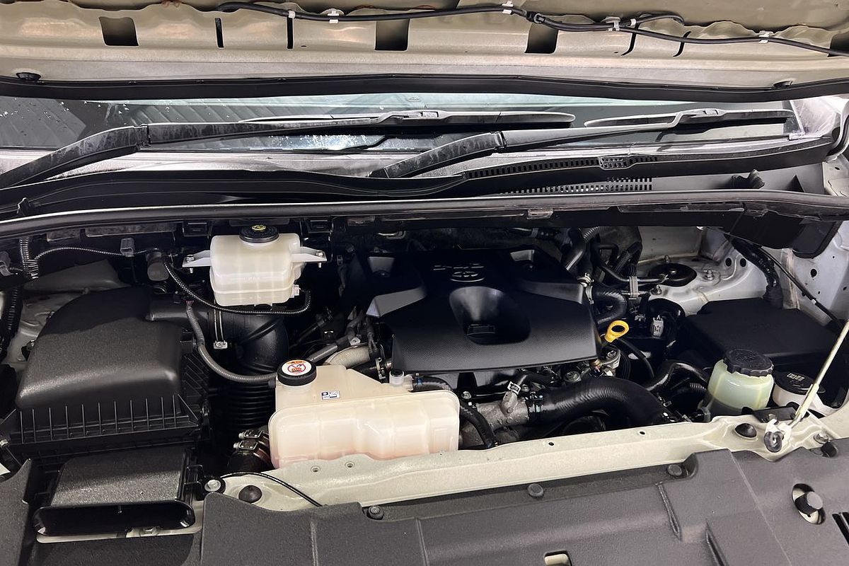 2019 Toyota Hiace Commuter GDH322R
