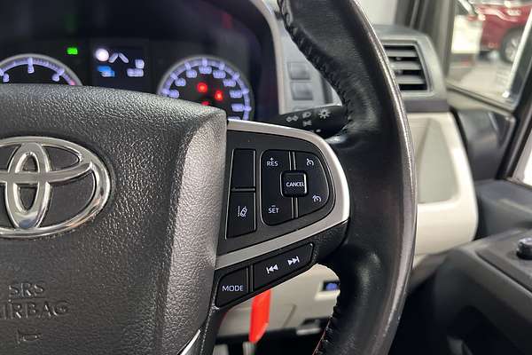 2019 Toyota Hiace Commuter GDH322R