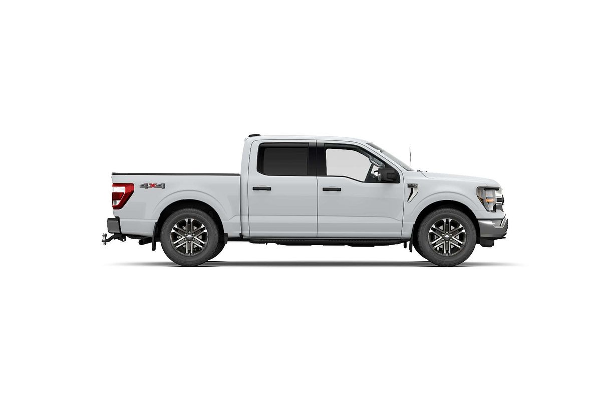 2023 Ford F-150 XLT 4X4 SWB
