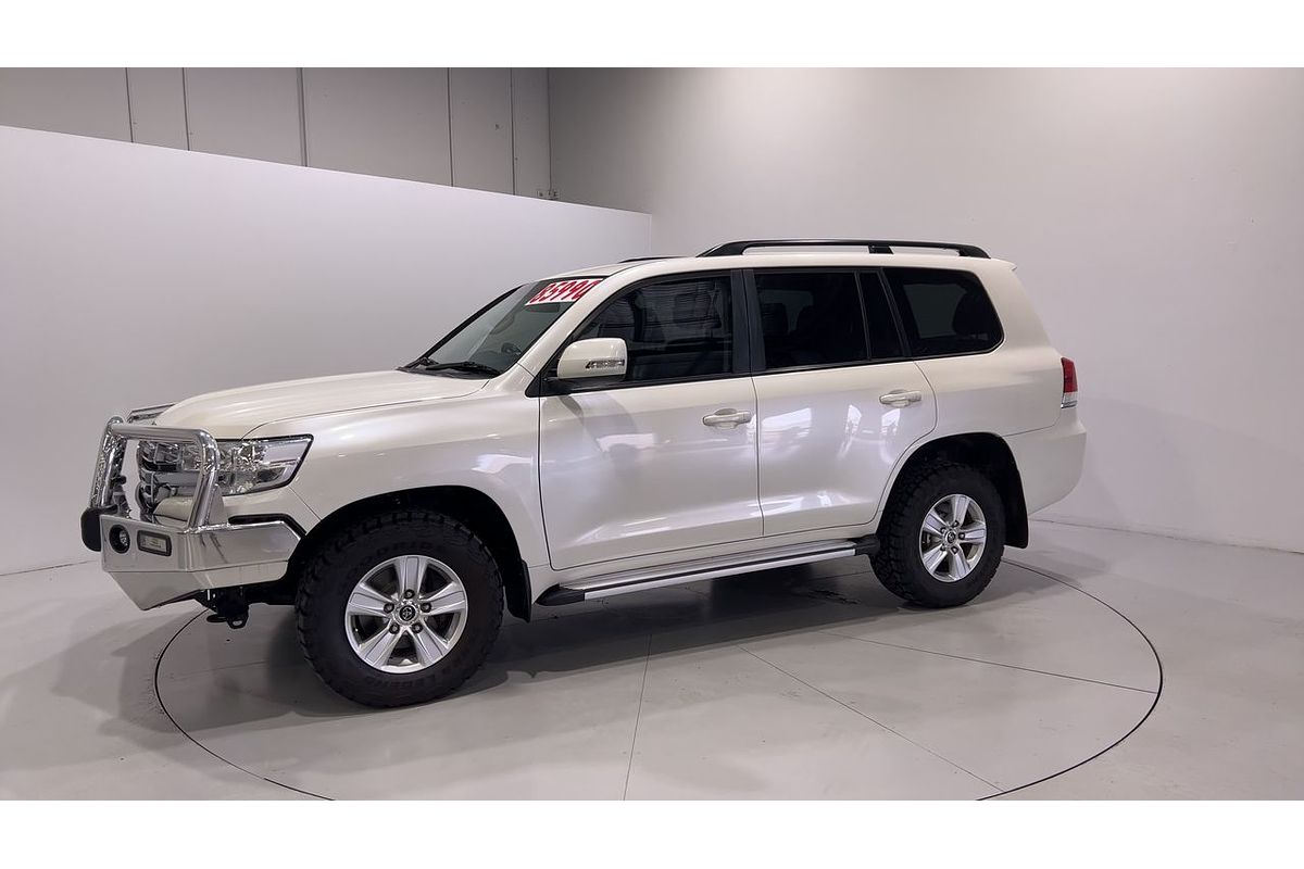 2017 Toyota Landcruiser Altitude VDJ200R